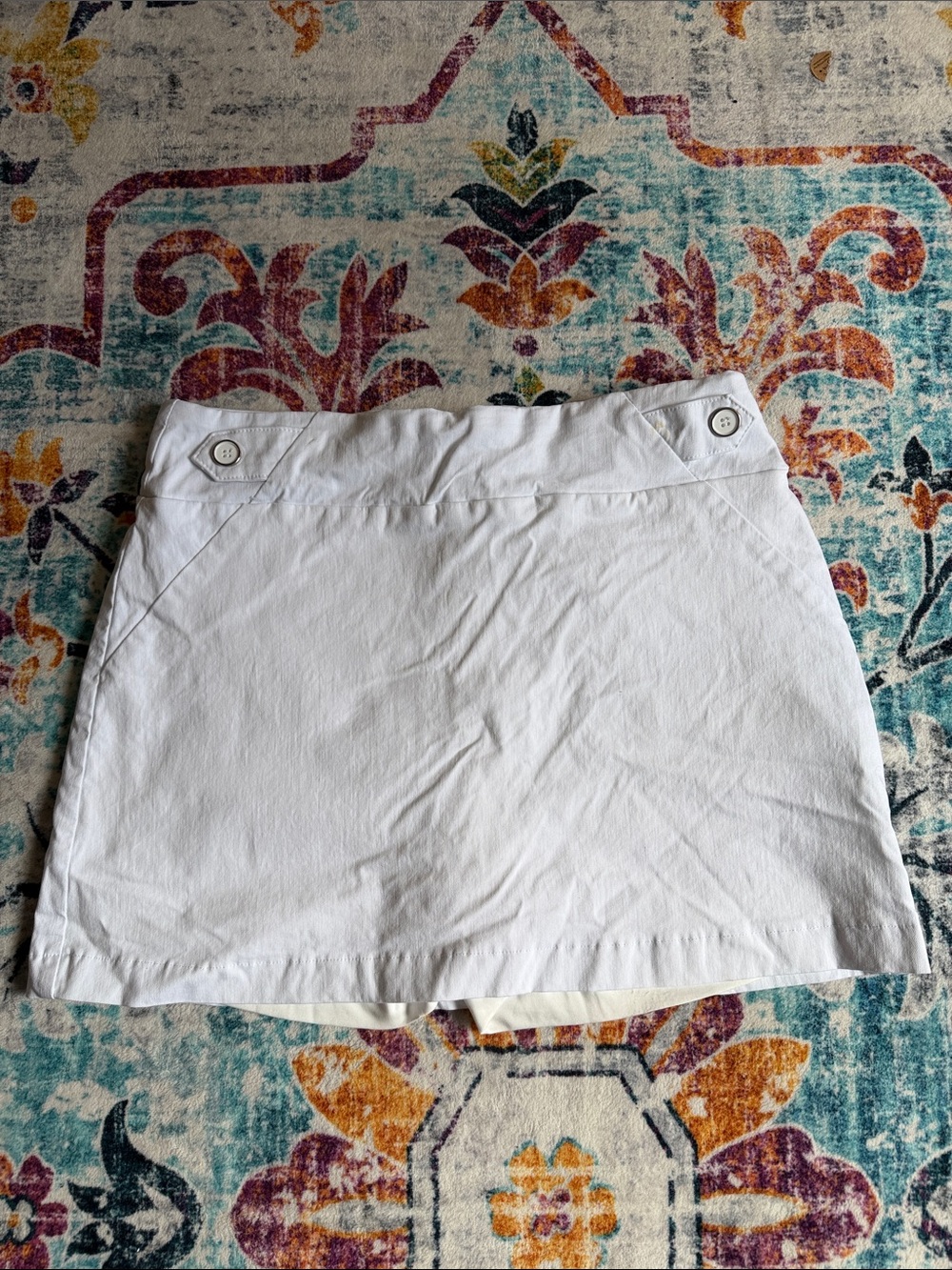 Soho Apparel White Mini Skort Size L